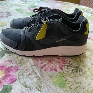 Men’s Athletic Shoe by Nike.